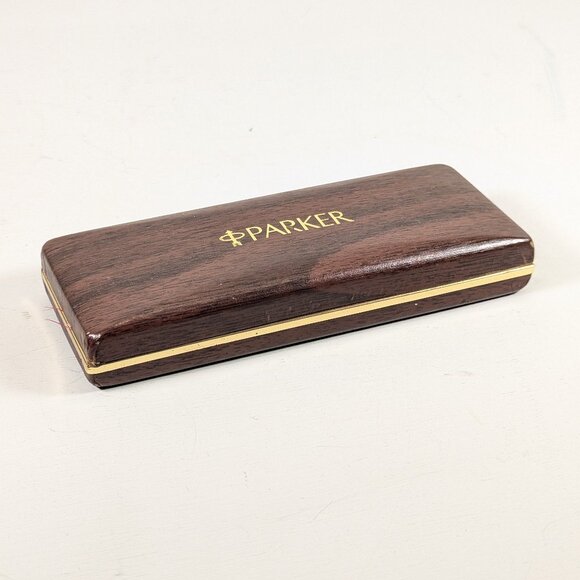 Vintage Faux Wood Parker Pen box - Picture 2 of 11